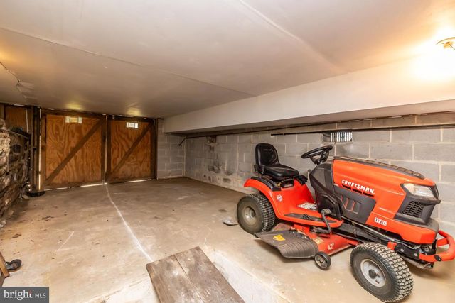 405 E WOODLAND AVE, Springfield, PA 19064