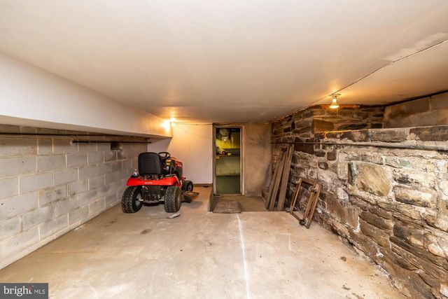 405 E WOODLAND AVE, Springfield, PA 19064