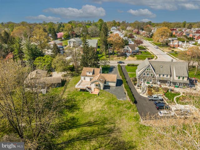 405 E WOODLAND AVE, Springfield, PA 19064