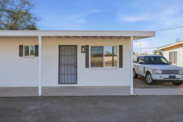 623 S Country Club Drive 15, Mesa, AZ 85210