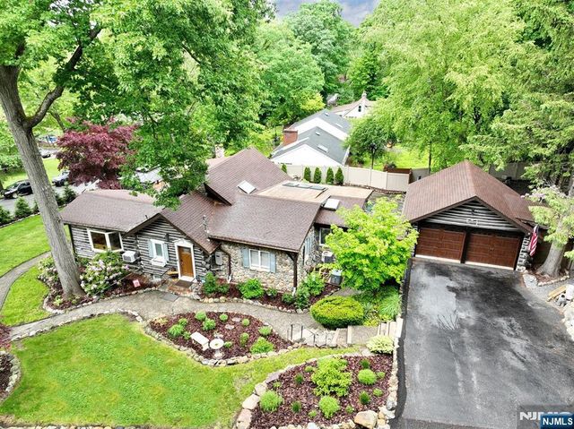 5 Longview Lane, Ringwood, NJ 07456