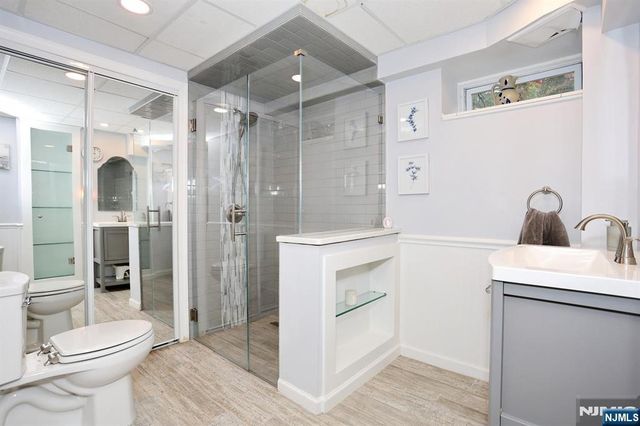 5 Longview Lane, Ringwood, NJ 07456