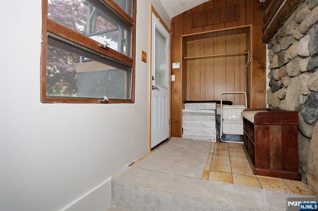 5 Longview Lane, Ringwood, NJ 07456