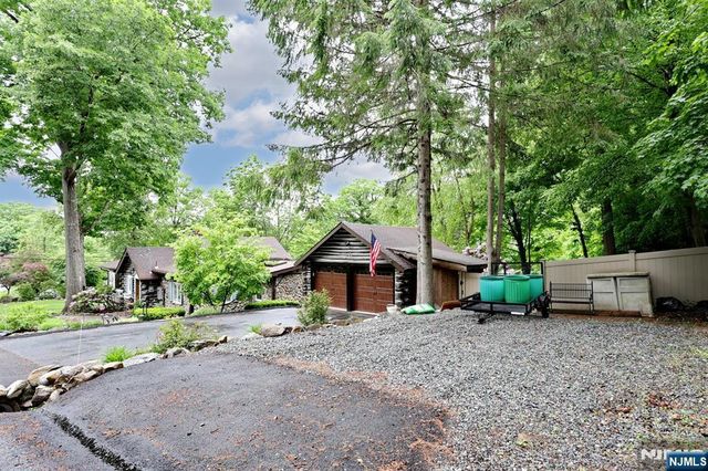 5 Longview Lane, Ringwood, NJ 07456