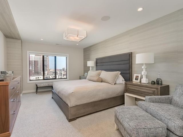 1201 Yale Place 1107, Minneapolis, MN 55403