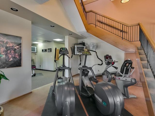 1201 Yale Place 1107, Minneapolis, MN 55403