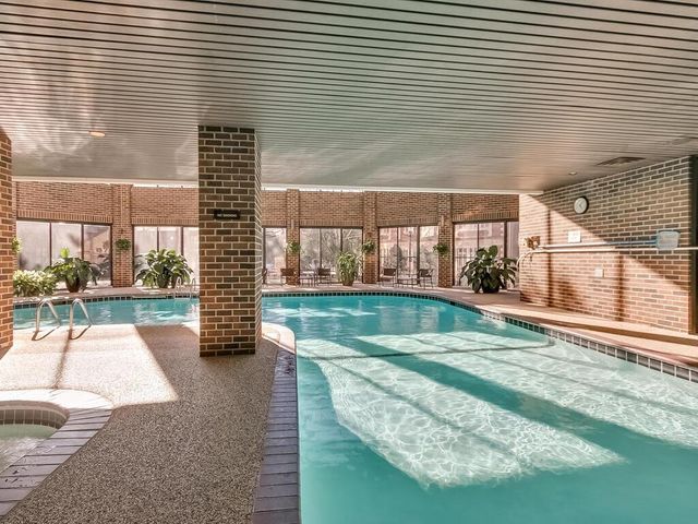 1201 Yale Place 1107, Minneapolis, MN 55403