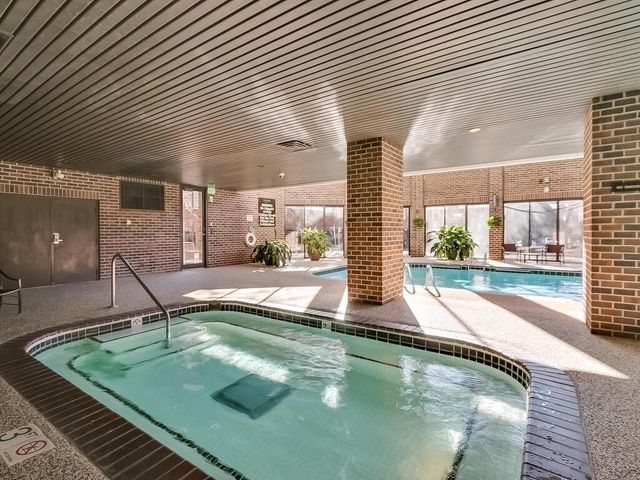 1201 Yale Place 1107, Minneapolis, MN 55403