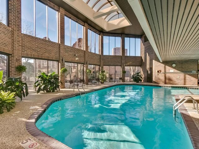 1201 Yale Place 1107, Minneapolis, MN 55403