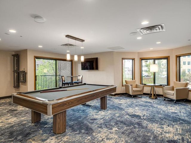 1201 Yale Place 1107, Minneapolis, MN 55403