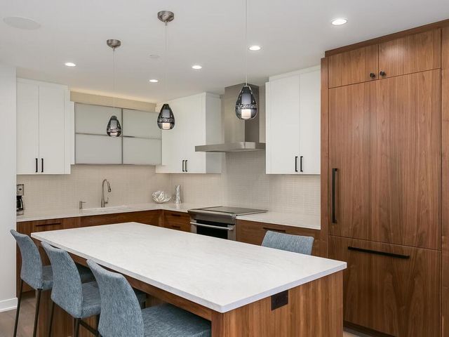 1201 Yale Place 1107, Minneapolis, MN 55403