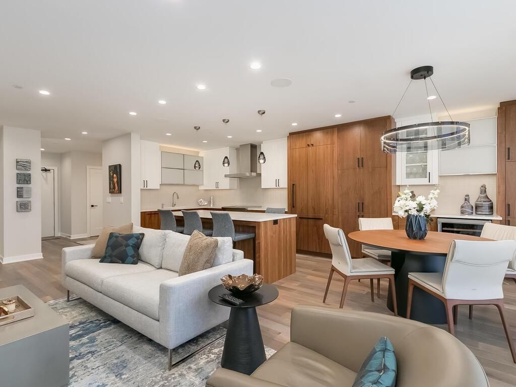 1201 Yale Place 1107, Minneapolis, MN 55403