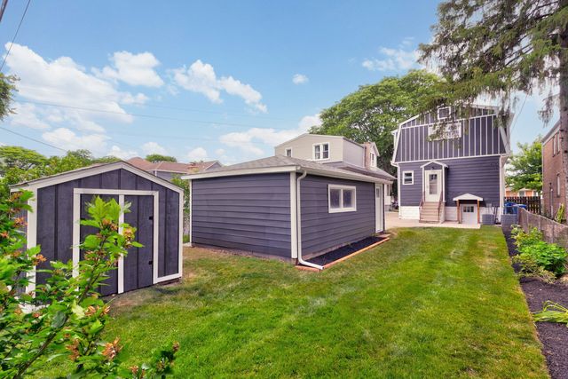 10528 S Lawndale Avenue, Chicago, IL 60655