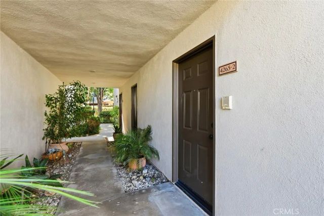 4265 Las Virgenes, Calabasas, CA 91302