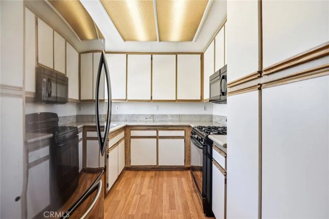 4265 Las Virgenes, Calabasas, CA 91302