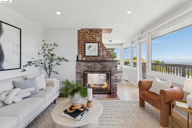 62 Arden Rd, Berkeley, CA 94704