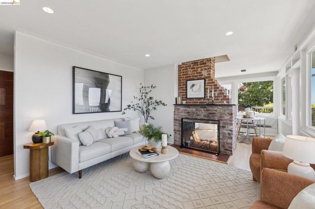 62 Arden Rd, Berkeley, CA 94704