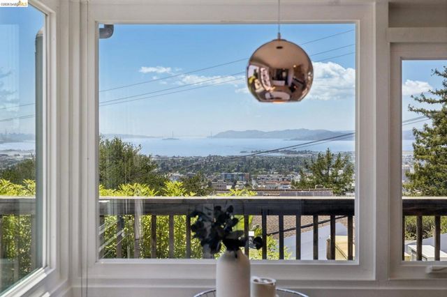 62 Arden Rd, Berkeley, CA 94704