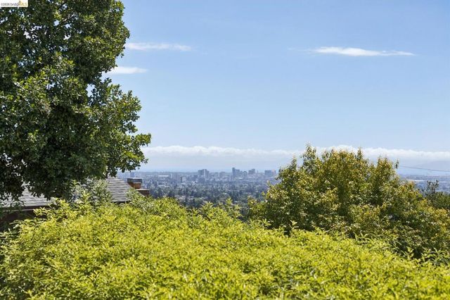 62 Arden Rd, Berkeley, CA 94704