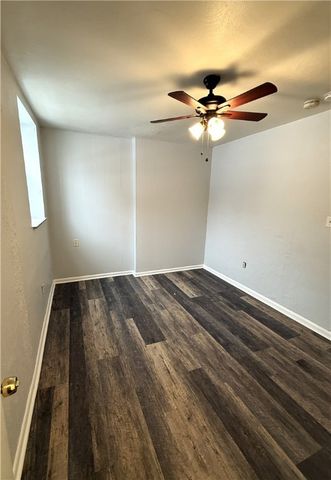 2811 Brownsville Rd 3, Brentwood, PA 15227