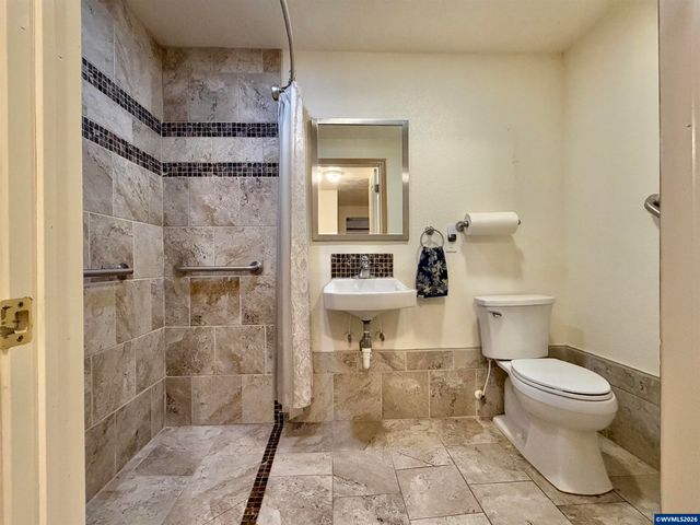 6555 Looney Ln SW, Albany, OR 97321
