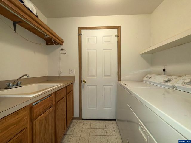 6555 Looney Ln SW, Albany, OR 97321
