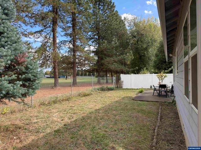 6555 Looney Ln SW, Albany, OR 97321