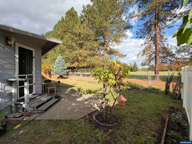 6555 Looney Ln SW, Albany, OR 97321