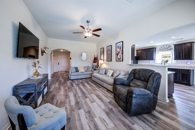 3003 Watercrest Drive, Sanger, TX 76266