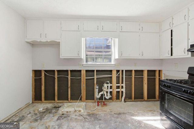 5641 Clifton Place, Stone Mountain, GA 30087