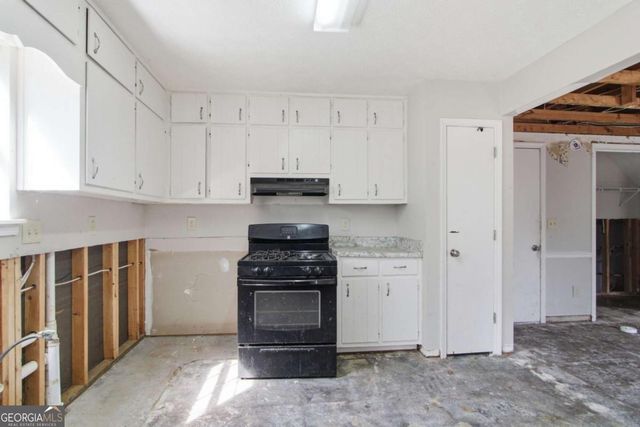 5641 Clifton Place, Stone Mountain, GA 30087