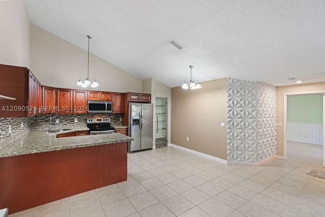 9568 Boca Gardens Pkwy B, Boca Raton, FL 33496
