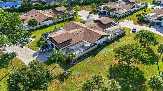 9568 Boca Gardens Pkwy B, Boca Raton, FL 33496