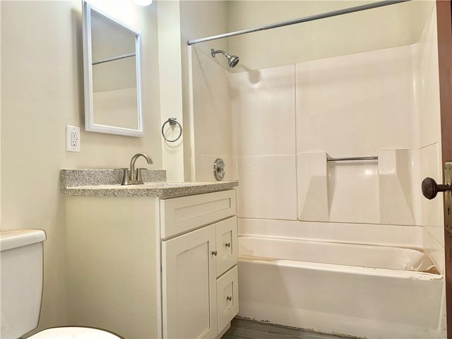 998 Cass Avenue 2, Woonsocket, RI 02895