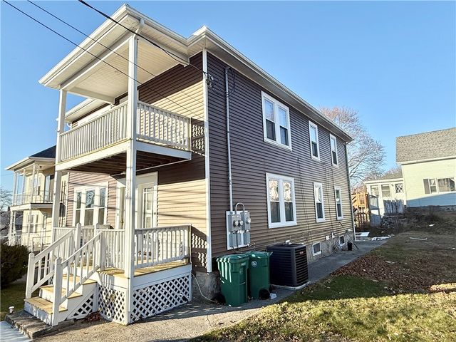 998 Cass Avenue 2, Woonsocket, RI 02895