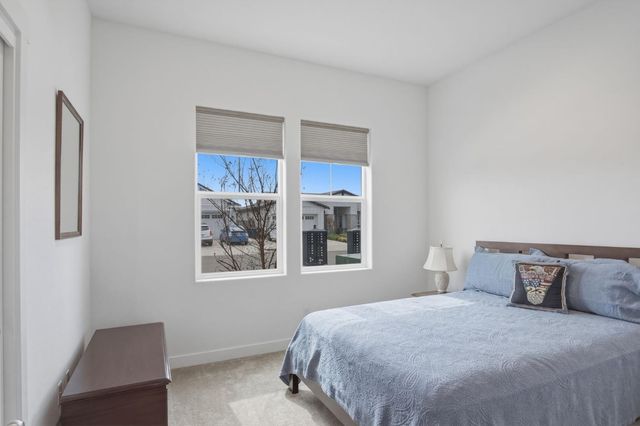 2787 Millstream Ln, Turlock, CA 95382