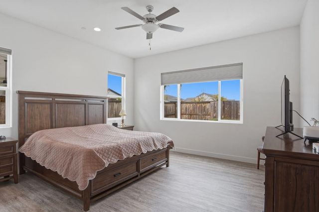 2787 Millstream Ln, Turlock, CA 95382