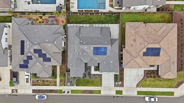 2787 Millstream Ln, Turlock, CA 95382