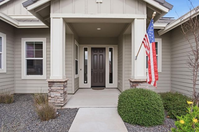 2787 Millstream Ln, Turlock, CA 95382