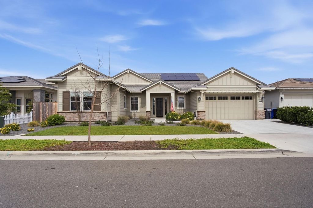 2787 Millstream Ln, Turlock, CA 95382