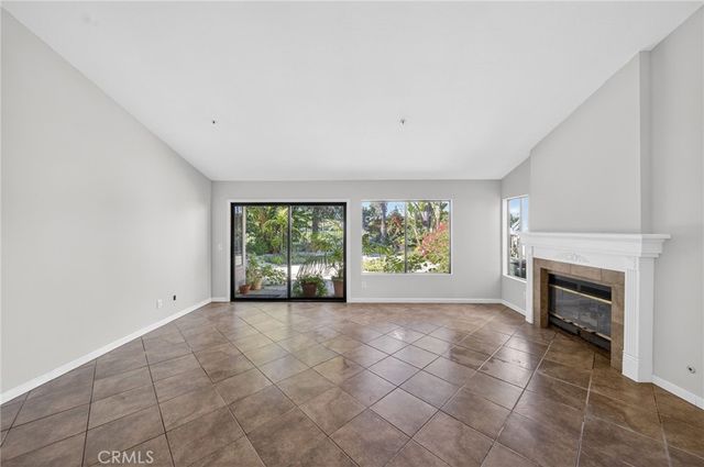 1786 Spyglass Circle, Vista, CA 92081