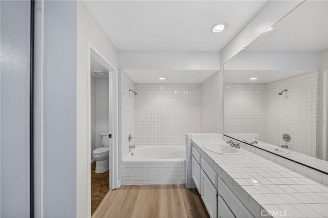 1786 Spyglass Circle, Vista, CA 92081