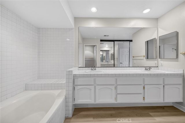 1786 Spyglass Circle, Vista, CA 92081