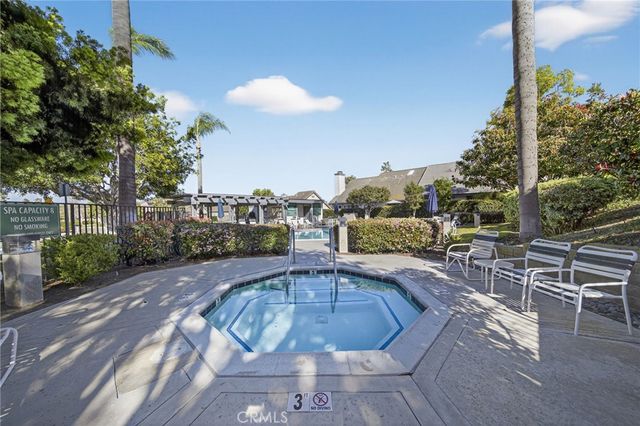 1786 Spyglass Circle, Vista, CA 92081