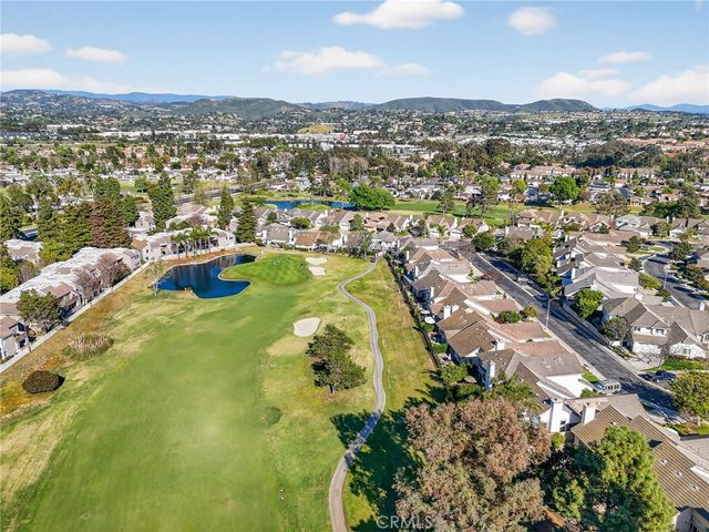 1786 Spyglass Circle, Vista, CA 92081