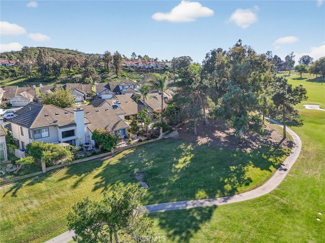 1786 Spyglass Circle, Vista, CA 92081