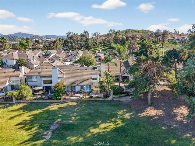 1786 Spyglass Circle, Vista, CA 92081