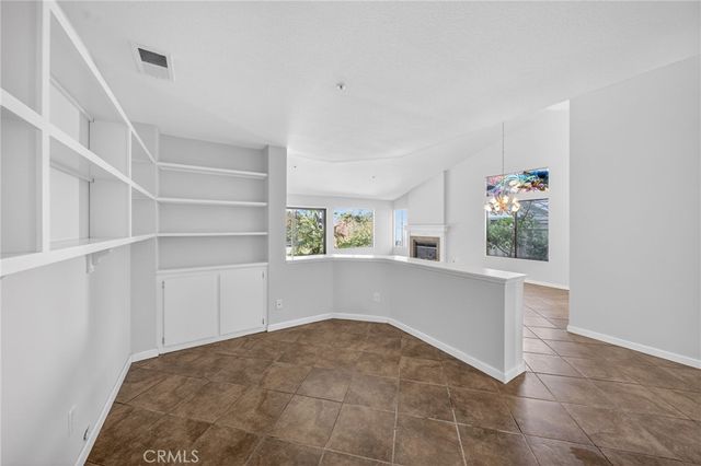 1786 Spyglass Circle, Vista, CA 92081