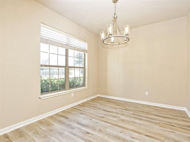 5613 Texas Bluebell DR, Spicewood, TX 78669