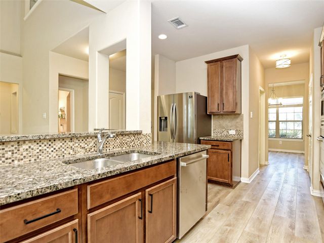 5613 Texas Bluebell DR, Spicewood, TX 78669